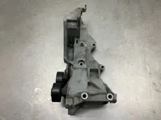 Кронштейн генератора AUDI A6