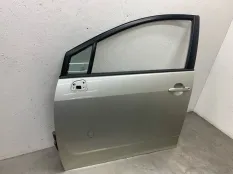 Дверь TOYOTA COROLLA VERSO