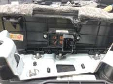 Обшивка двери HYUNDAI VELOSTER
