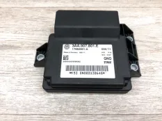 блок управления стояночного тормоза VOLKSWAGEN PASSAT B7