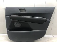 Обшивка двери PEUGEOT 5008