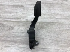 Педаль газа TOYOTA YARIS Hibrid