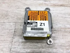 ЭБУ подушки безопасности TOYOTA YARIS Hibrid