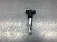 Катушка зажигания AUDI A4