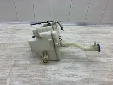 Бачок омывателя TOYOTA AURIS