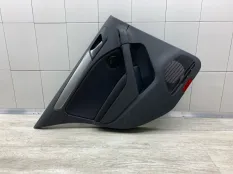 Обшивка двери VOLKSWAGEN GOLF