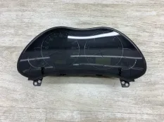 щиток приборов TOYOTA AVENSIS