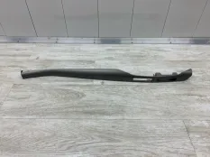 Накладка на торпедо TOYOTA AVENSIS