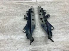 Петля капота VOLVO V70