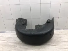 Защита крыла пластмассовая (подкрылок) VOLVO V70