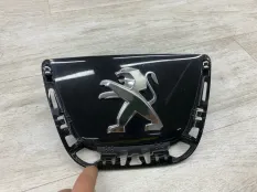 Эмблема PEUGEOT 308