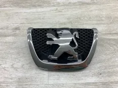 Эмблема PEUGEOT 207