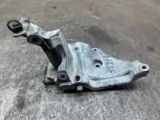 Кронштейн генератора CITROEN C5