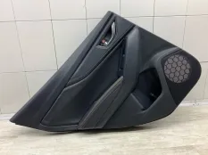 Обшивка двери SUBARU XV