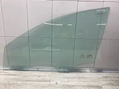Стекло двери HYUNDAI i30
