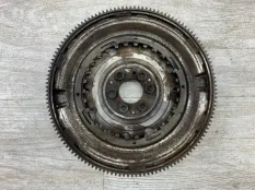 Маховик VOLKSWAGEN GOLF