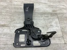 Замок капота AUDI A4