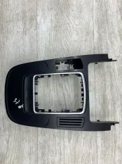 Консоль КПП AUDI A4