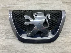 Эмблема PEUGEOT 207