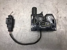 Замок капота AUDI A6