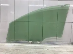 Стекло двери RENAULT MEGANE