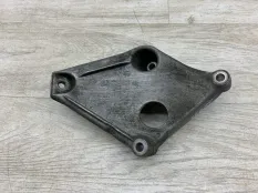 Кронштейн двигателя BMW 3