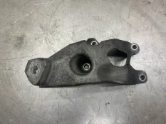 Кронштейн двигателя AUDI A4