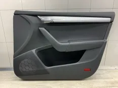 Обшивка двери SKODA OCTAVIA