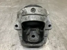 Подушка двигателя AUDI A4