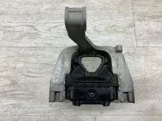 Подушка двигателя SKODA OCTAVIA