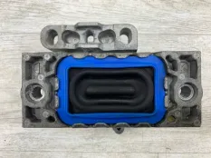 Подушка двигателя SKODA OCTAVIA