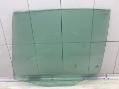 Стекло двери VOLKSWAGEN GOLF