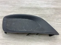 Заглушка бампера TOYOTA AVENSIS