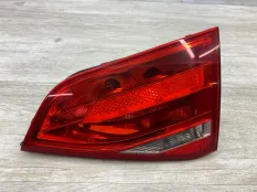 Фонарь крышки багажника AUDI A4