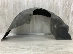 Подкрылок MAZDA 3