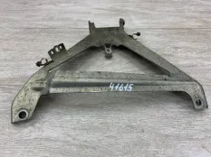 Кронштейн впускного коллектора MERCEDES-BENZ E-CLASS