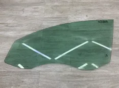 Стекло двери VOLKSWAGEN PASSAT B7