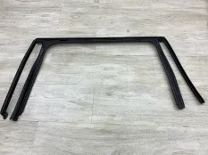 Уплотнитель стекла двери VOLKSWAGEN PASSAT B7