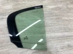 Стекло форточки двери VOLKSWAGEN PASSAT B6