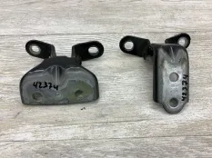 Петля двери KIA CEE'D