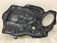 Стеклоподъемник электрический MAZDA 3