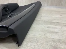 Обшивка двери BMW 5