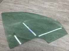 Стекло двери SKODA OCTAVIA