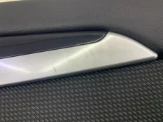 Обшивка двери BMW 5