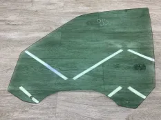 Стекло двери FORD S-MAX