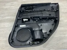 Обшивка двери MAZDA 3