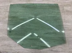 Стекло двери VOLKSWAGEN GOLF