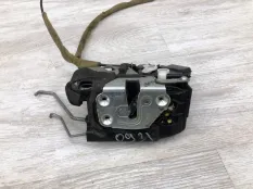 Замок двери TOYOTA CAMRY