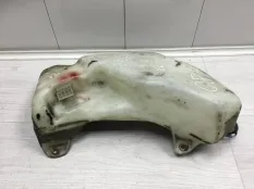 Бачок омывателя AUDI 80