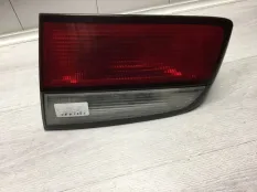 Фонарь крышки багажника Mazda 626